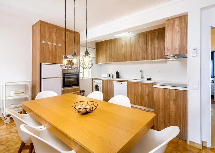 Apartament Vista Mar T2 Quarteira
